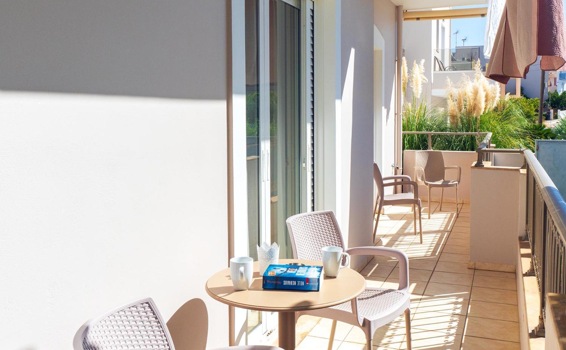 Vakakis-Me Apartments Palaiochora Dış mekan fotoğraf