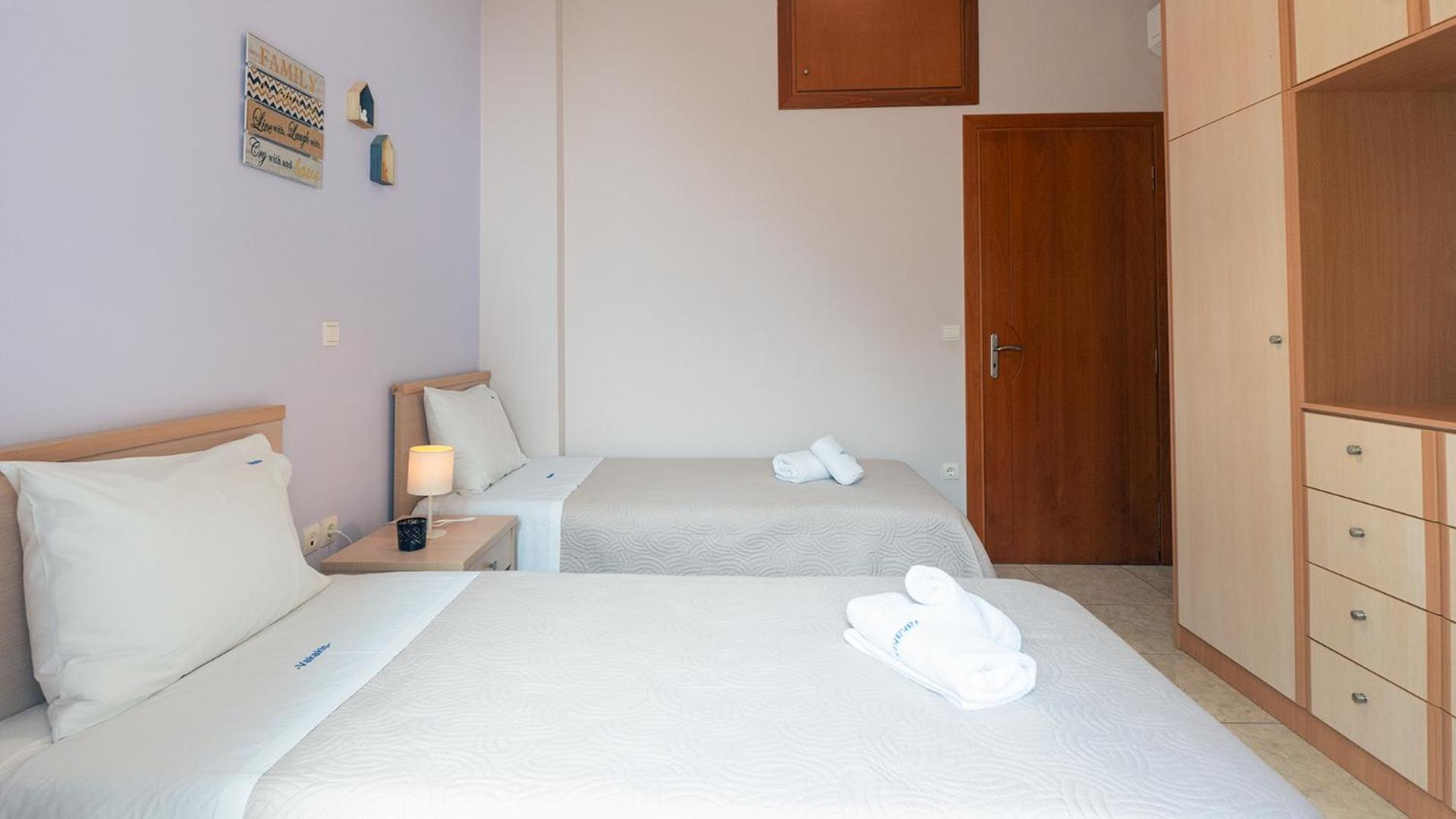 Vakakis-Me Apartments Palaiochora Dış mekan fotoğraf