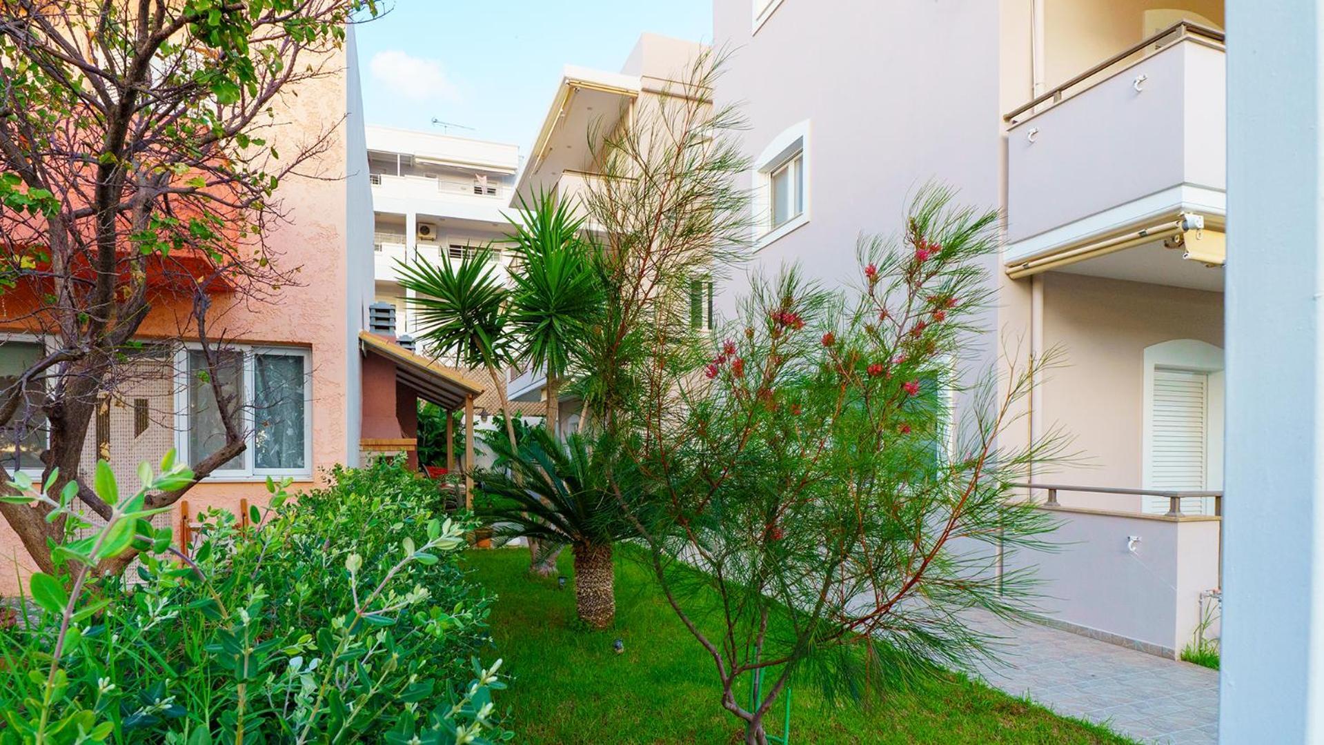 Vakakis-Me Apartments Palaiochora Dış mekan fotoğraf
