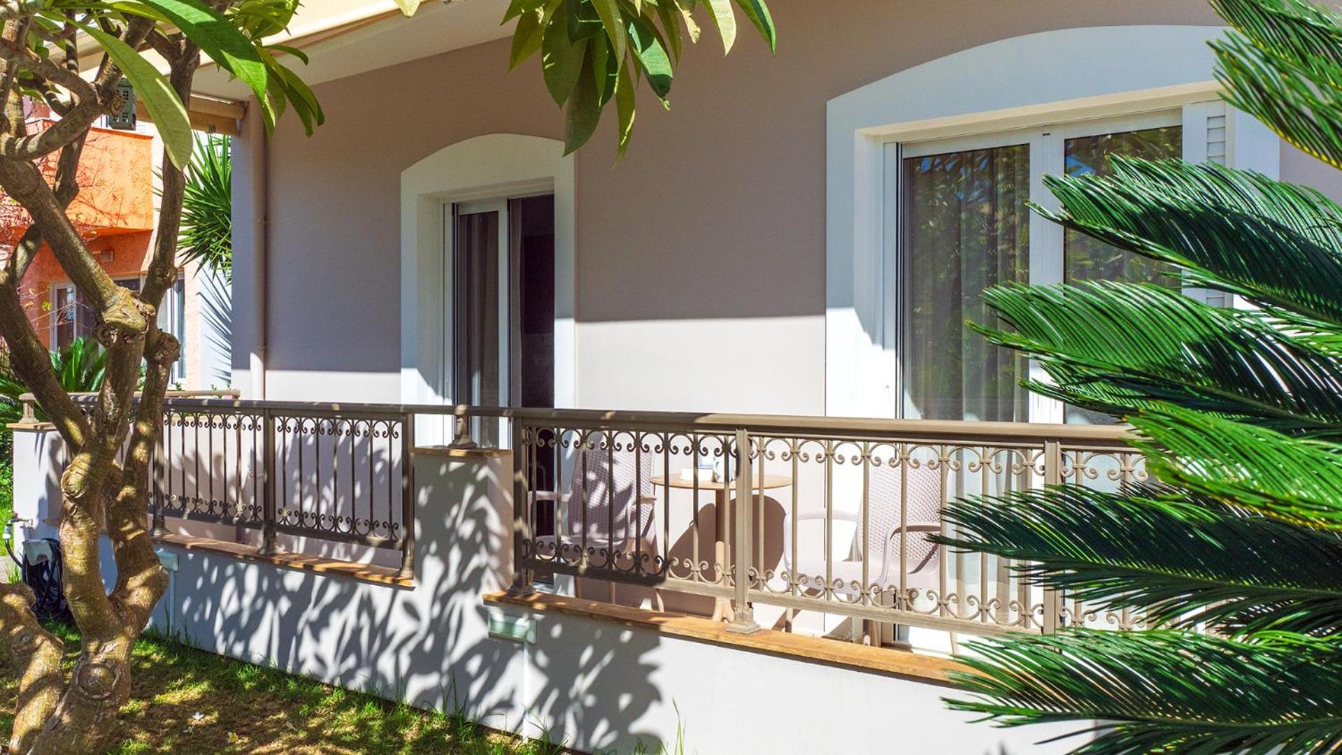 Vakakis-Me Apartments Palaiochora Dış mekan fotoğraf