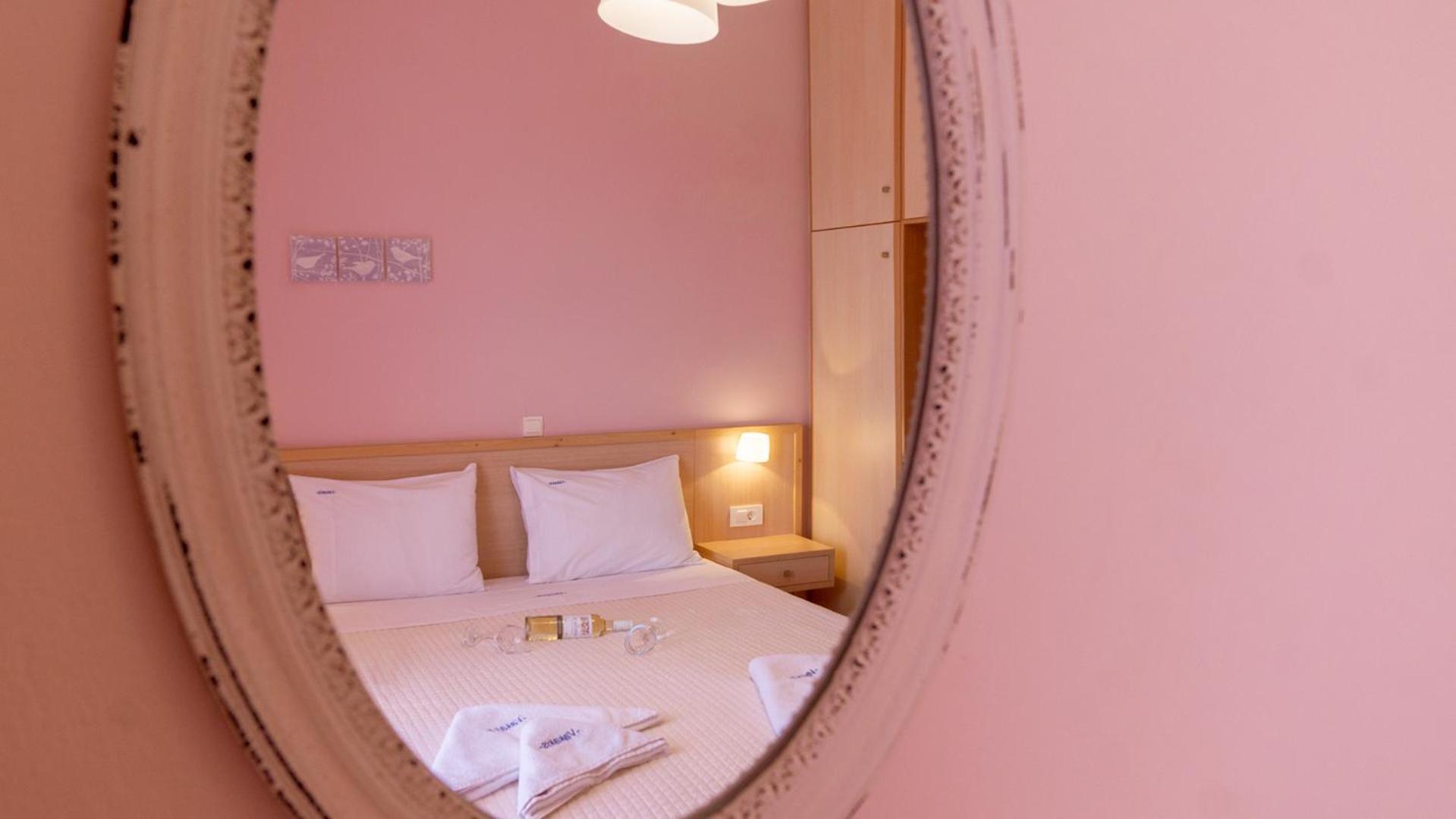Vakakis-Me Apartments Palaiochora Dış mekan fotoğraf