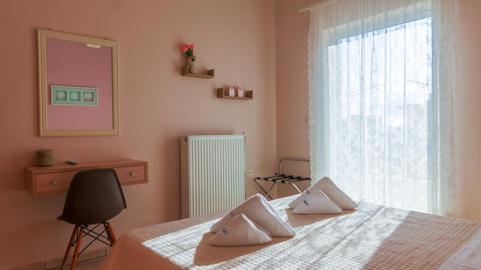 Vakakis-Me Apartments Palaiochora Dış mekan fotoğraf